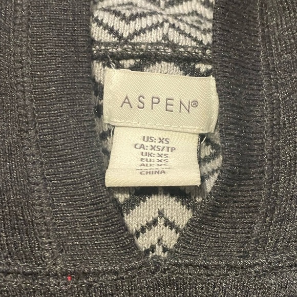 Aspen Dark Gray Patterned Women's Sweater XS - Picture 7 of 9
